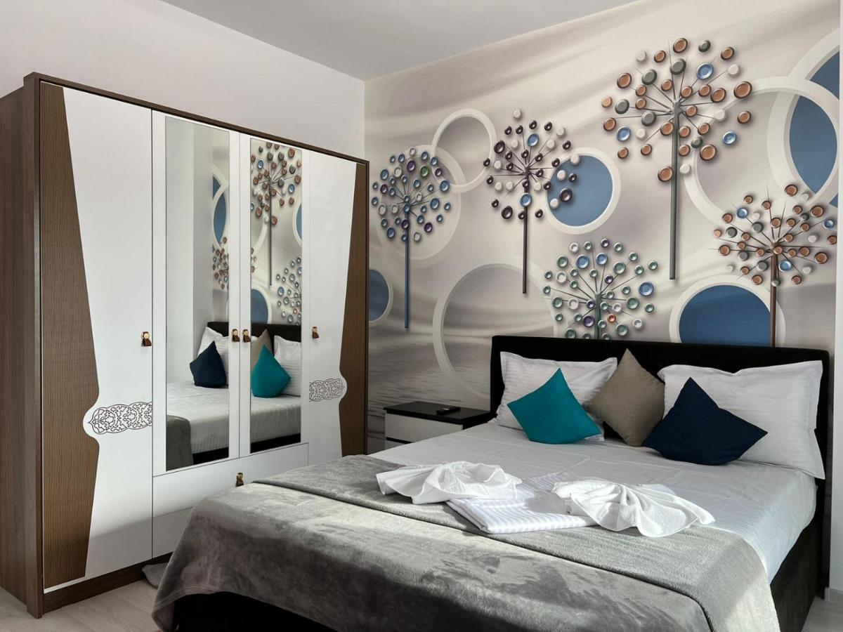 Glam Apartments Palas Mall Center Area Ясси Екстер'єр фото