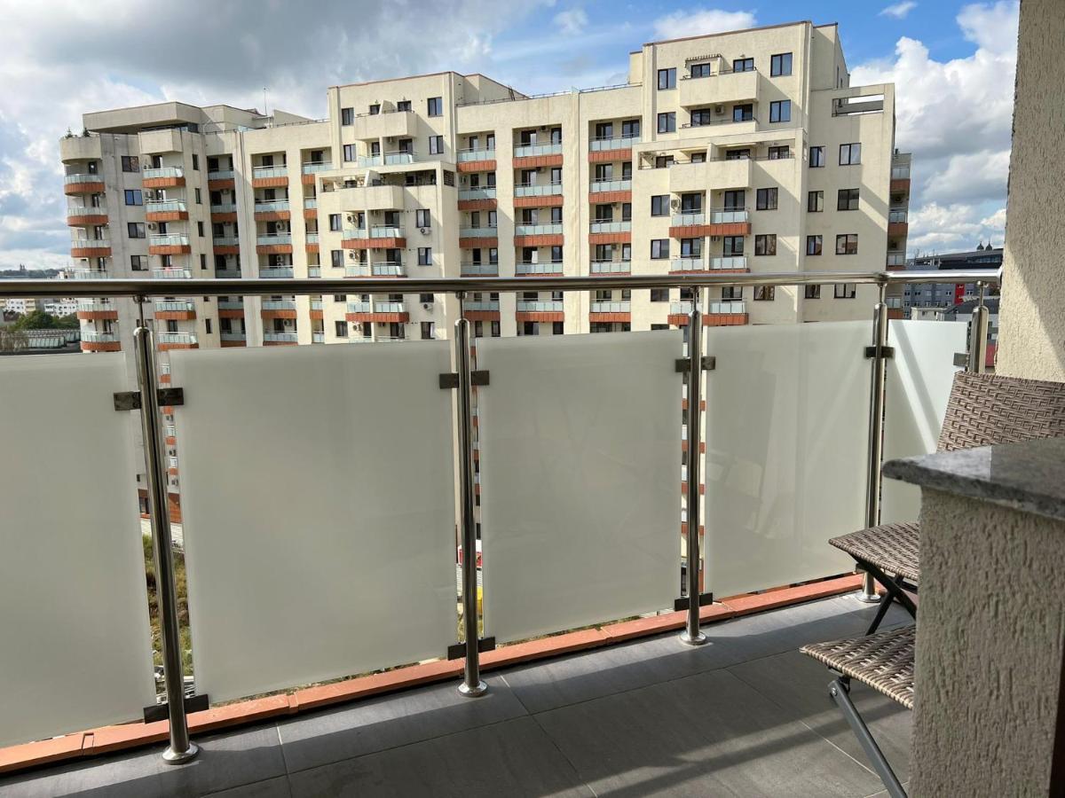 Glam Apartments Palas Mall Center Area Ясси Екстер'єр фото